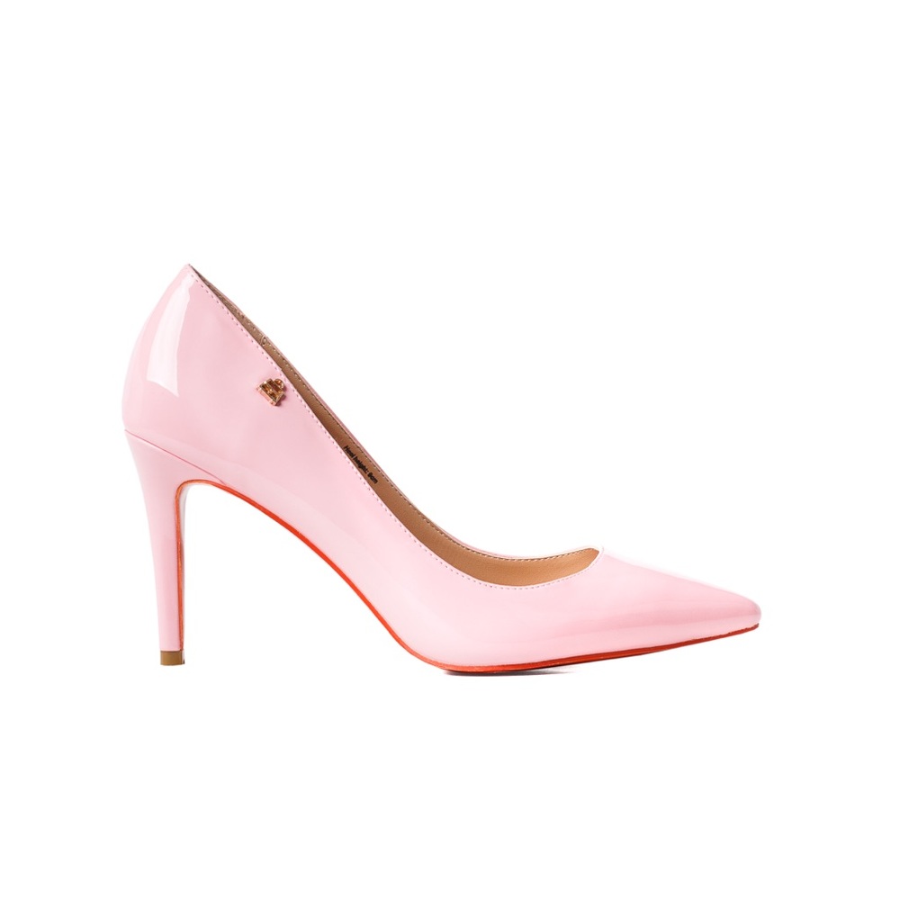 Pink pumps by CELYN ROZE